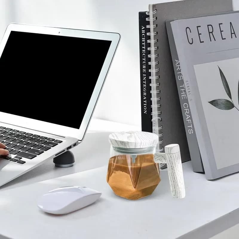 MagicStir – Kubek, Który Miesza Za Ciebie